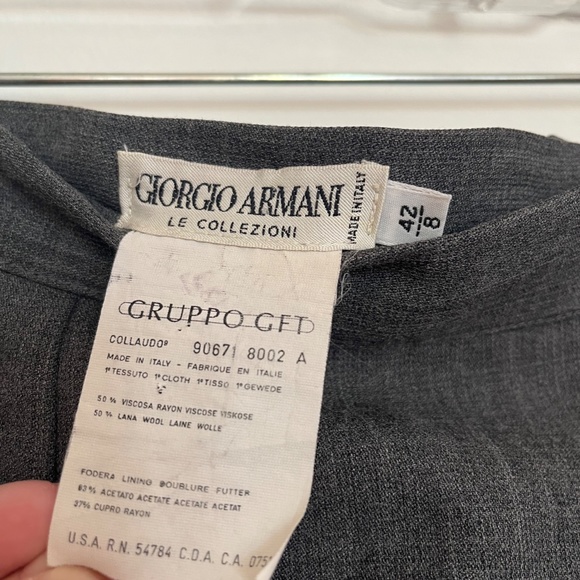 EUC vintage Giorgio Armani skirt, size 8 runs small, gray, professional - Picture 4 of 6